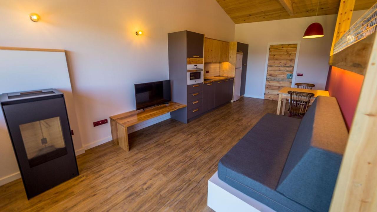Eco-Apartaments Cal Rossa De Taus Exterior foto
