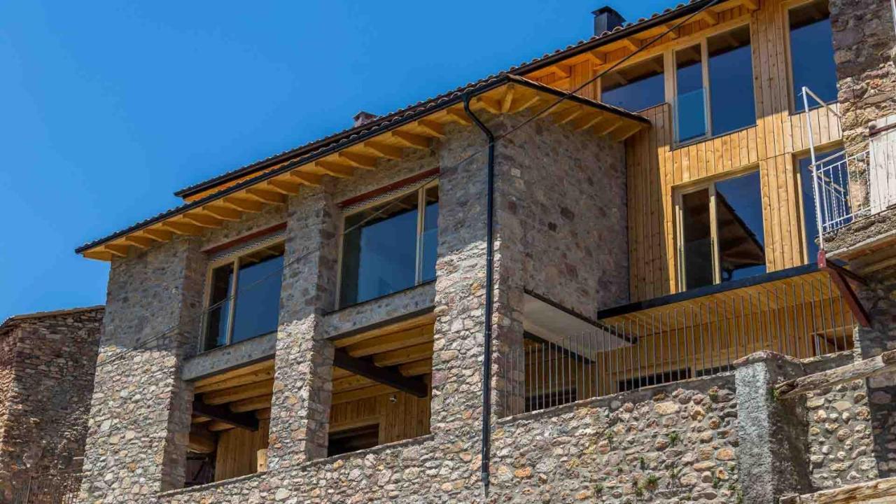Eco-Apartaments Cal Rossa De Taus Exterior foto